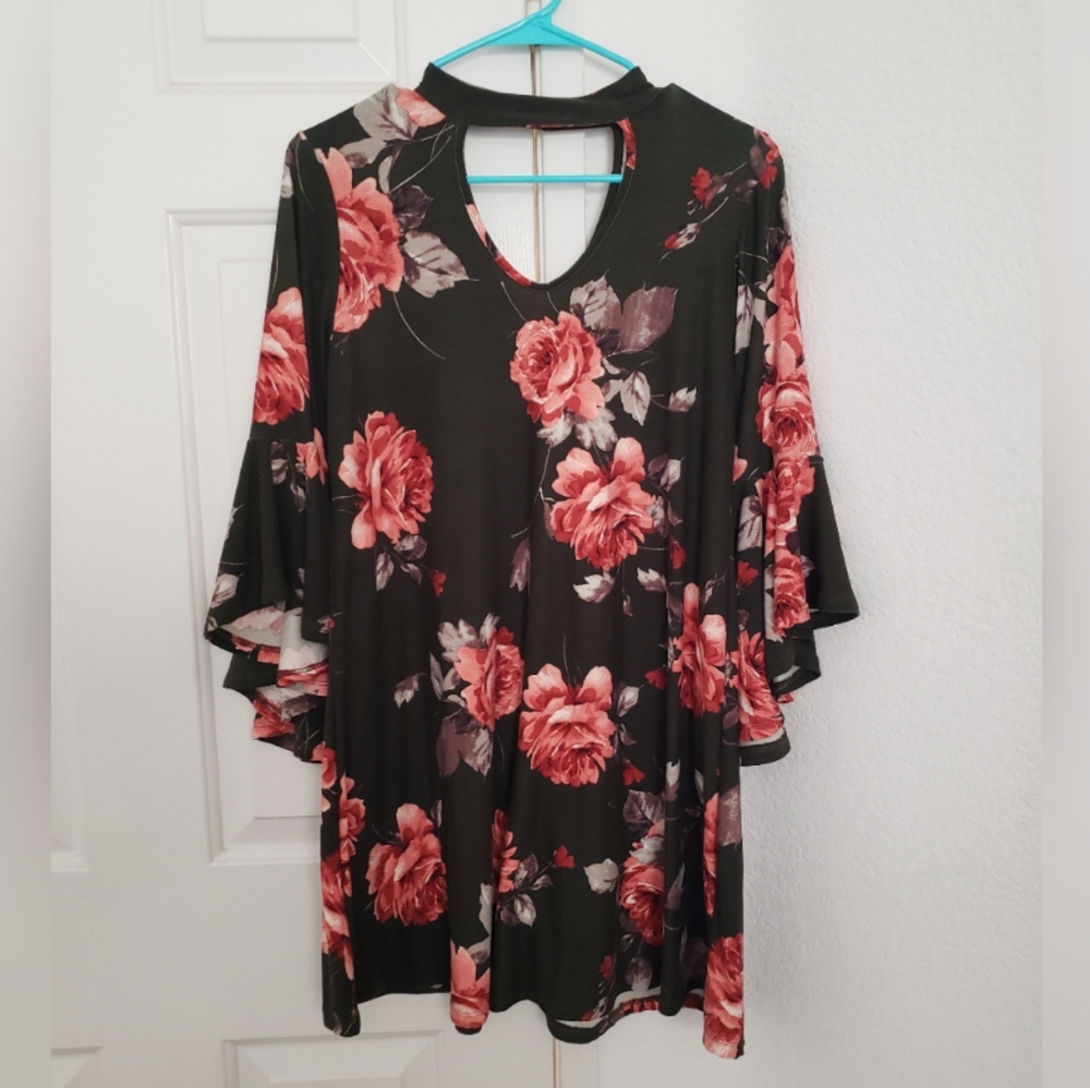 💐Floral MTS Dress with Bell Sleeves